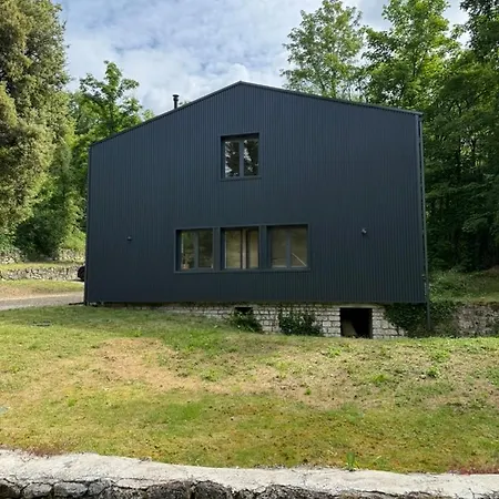 La Maison Noire De Fontbelle *