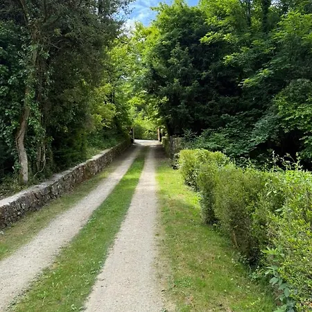 Lägenhetshotell La Maison Noire De Fontbelle 3*
