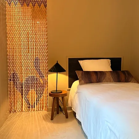 La Maison Noire De Fontbelle *