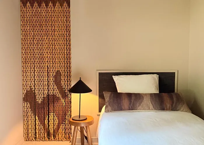 Apartahotel La Maison Noire De Fontbelle