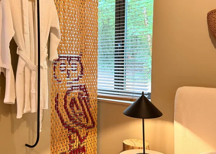 La Maison Noire De Fontbelle Apartahotel 3*