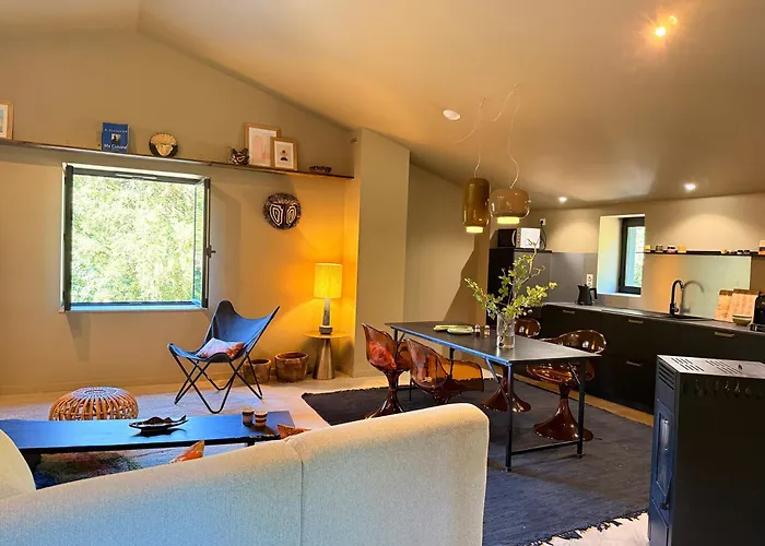 La Maison Noire De Fontbelle