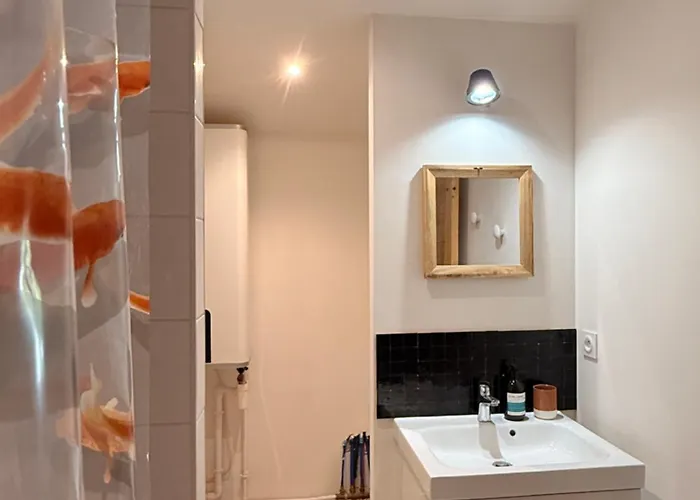 La Maison Noire De Fontbelle Apartahotel 3*